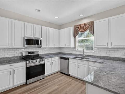 10420 Lucaya Drive, Tampa FL - photo 16 of 42