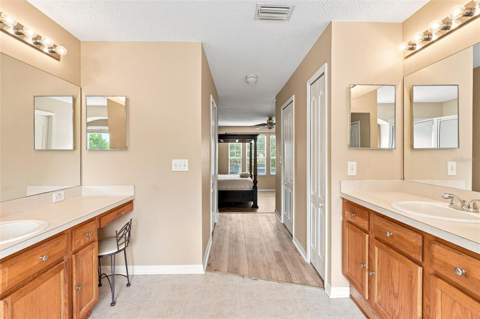 10526 Beneva Drive, Tampa FL - photo 23 of 43