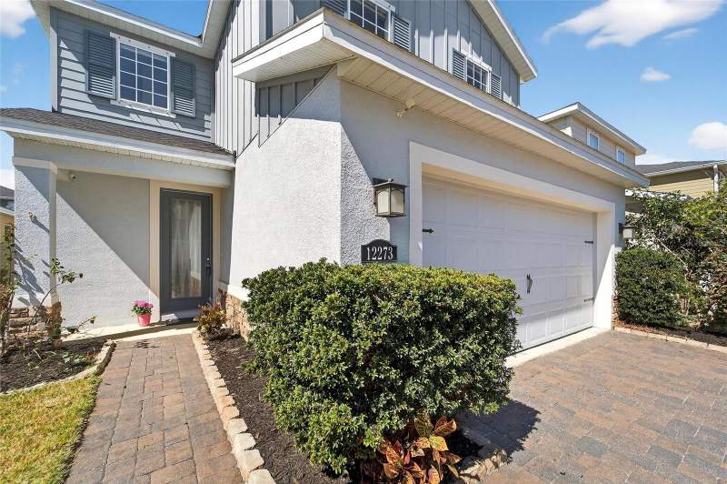 4 bedroom Single Family Residence at 12273 Blue Pacific Drive, Lucaya Lake Club Ph 4A, Riverview — photo 3