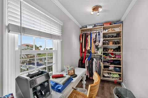 4924 Beach Drive #F, St Petersburg FL - photo 17 of 45