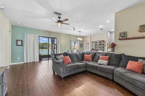 5323 Bold Venture Place, Wesley Chapel FL - photo 9 of 64