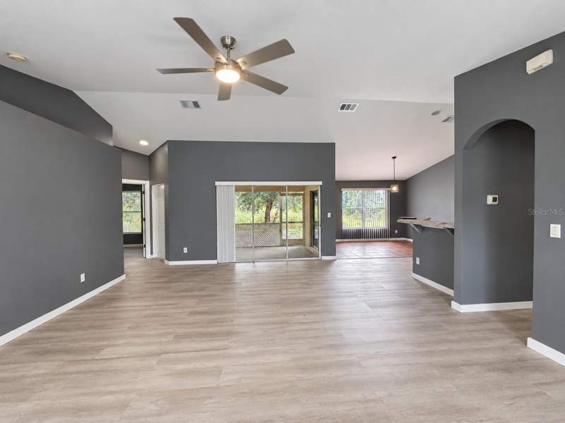3 bedroom Single Family Residence at 8439 Glover Avenue, Port Charlotte Sub 26, North Port — photo 2