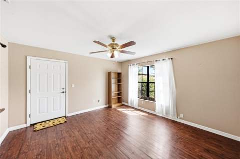 5207 10th Street, Zephyrhills FL - photo 10 of 44