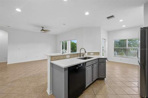 1810 Mira Lago Circle, Ruskin FL - photo 13 of 62