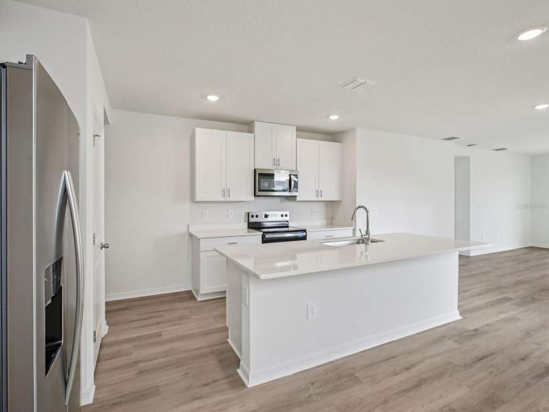 4 bedroom Single Family Residence at 3744 Moscato Drive, Benton Hills, Brooksville — photo 5