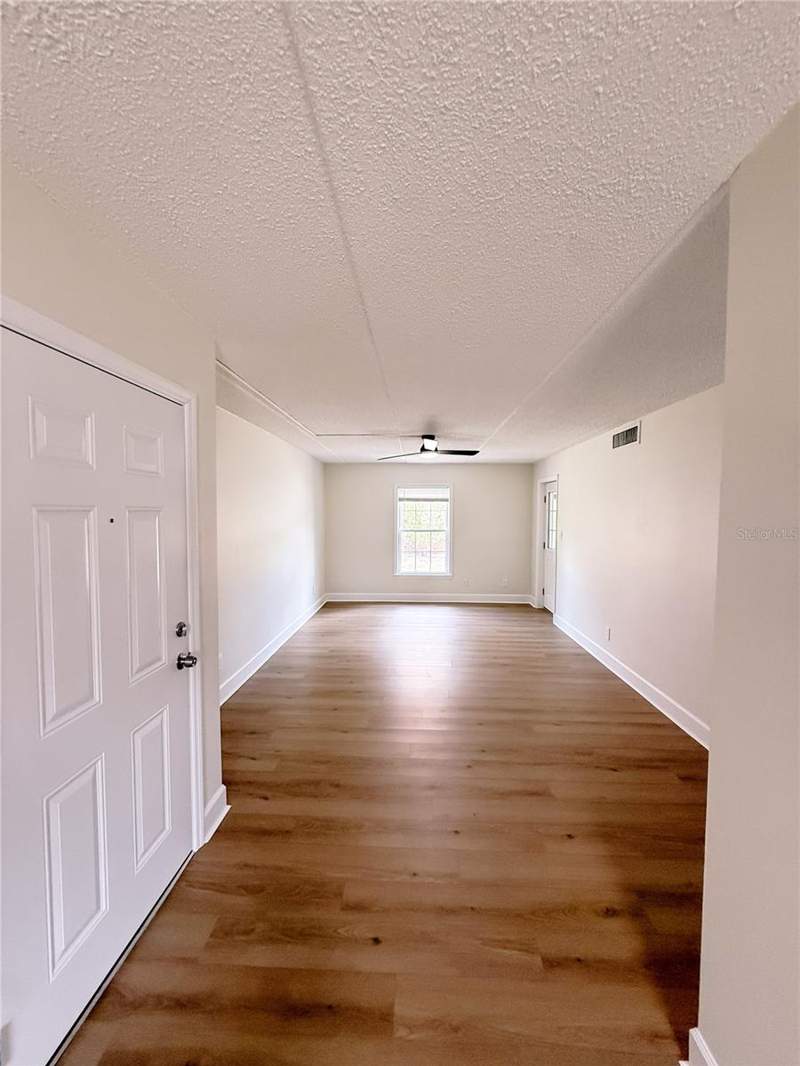 3 bedroom Condominium at 1275 85th Avenue #1275B, Jamestown Condo, St Petersburg — photo 5