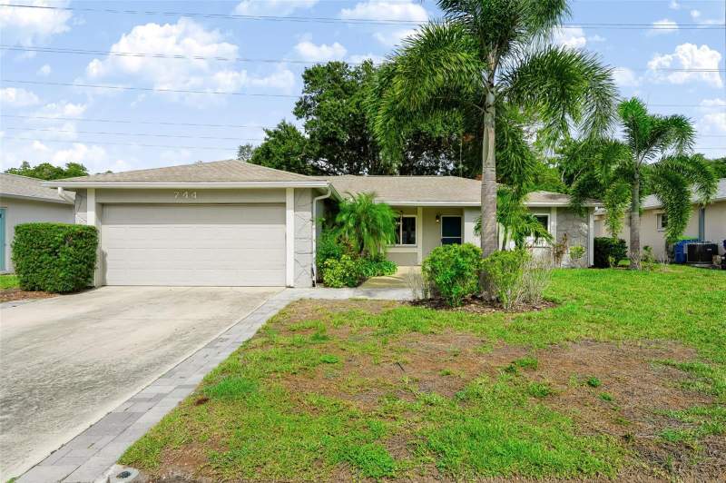 3 bedroom Single Family Residence at 744 Green Valley Road, Green Valley Estates Unit Two, Palm Harbor — photo 4