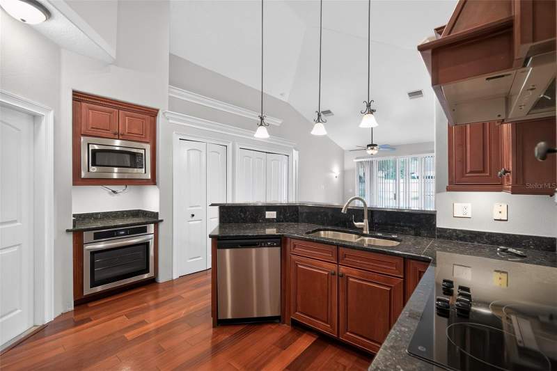 3 bedroom Single Family Residence at 13548 Mere View Drive, Parker Pointe Ph 2B, Odessa — photo 5