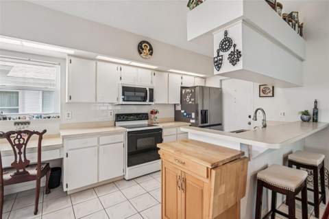 214 Linger Lane, Sun City Center FL - photo 13 of 58