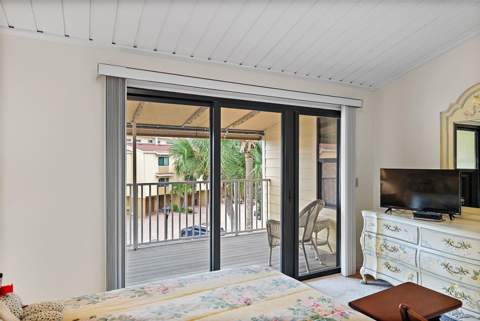 551 Sandy Hook Road, Treasure Island FL - photo 22 of 46