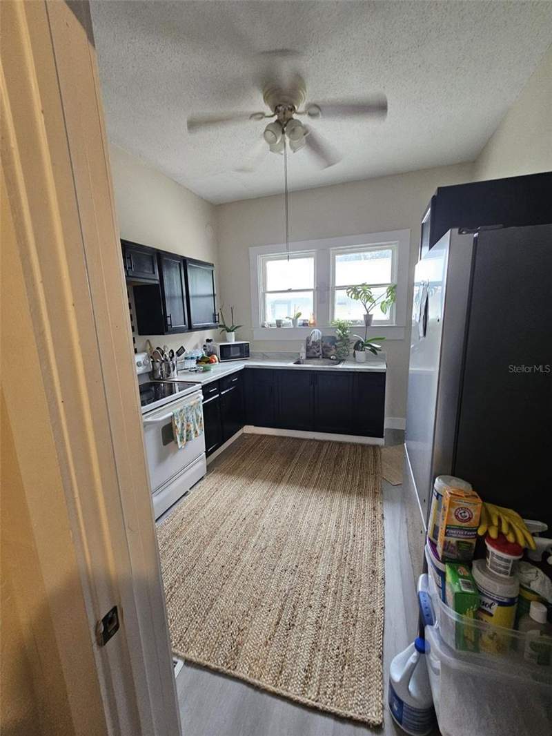 2 bedroom Single Family Residence at 627 NE 8th Avenue, Smith & Daughertys Add, Ocala — photo 5