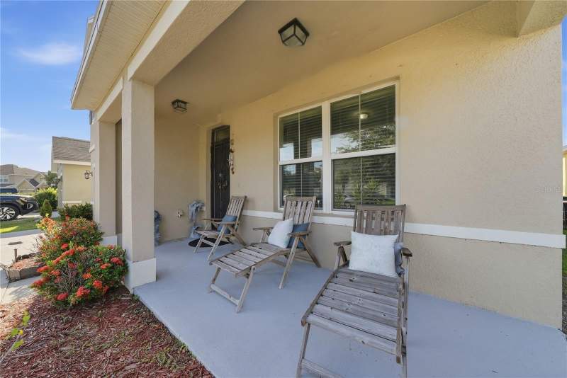 5 bedroom Single Family Residence at 8128 Harwich Port Lane, Carriage Pointe South Ph 2B, Gibsonton — photo 4