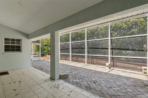 4450 Abaco Drive, Tavares FL - photo 12 of 40