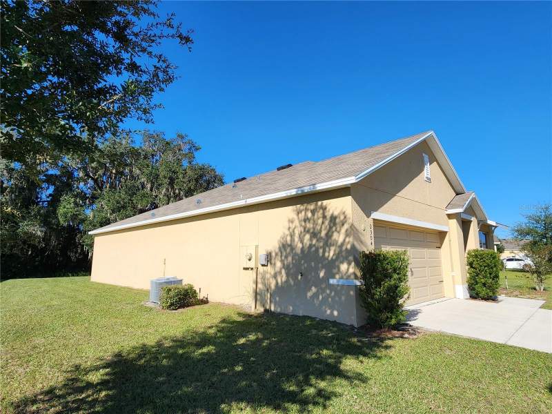 3 bedroom Single Family Residence at 2904 NE 42nd Road, Oak Hill Plantation Ph I, Ocala — photo 2