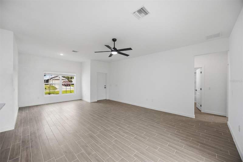 3 bedroom Single Family Residence at 1837 Remus Avenue, 1526 - Port Charlotte Sub 08, North Port — photo 4
