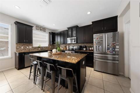 8515 Vedder Ln, Orlando FL - photo 12 of 34