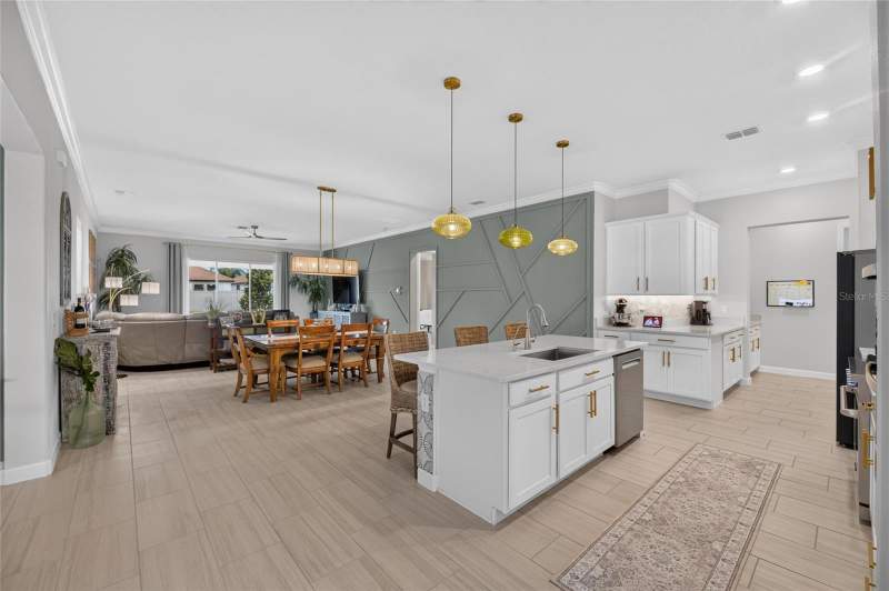 3 bedroom Single Family Residence at 17219 Scuba Crest Street, Forest Brooke Active, Wimauma — photo 5