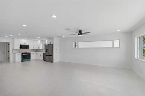 10238 Tarpon Drive, Treasure Island FL - photo 21 of 59