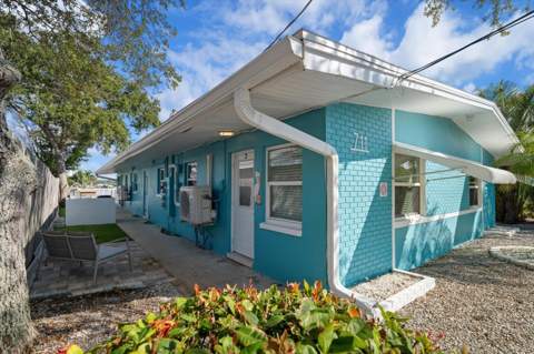 711 E Gulf Boulevard, Indian Rocks Beach FL - photo 6 of 6
