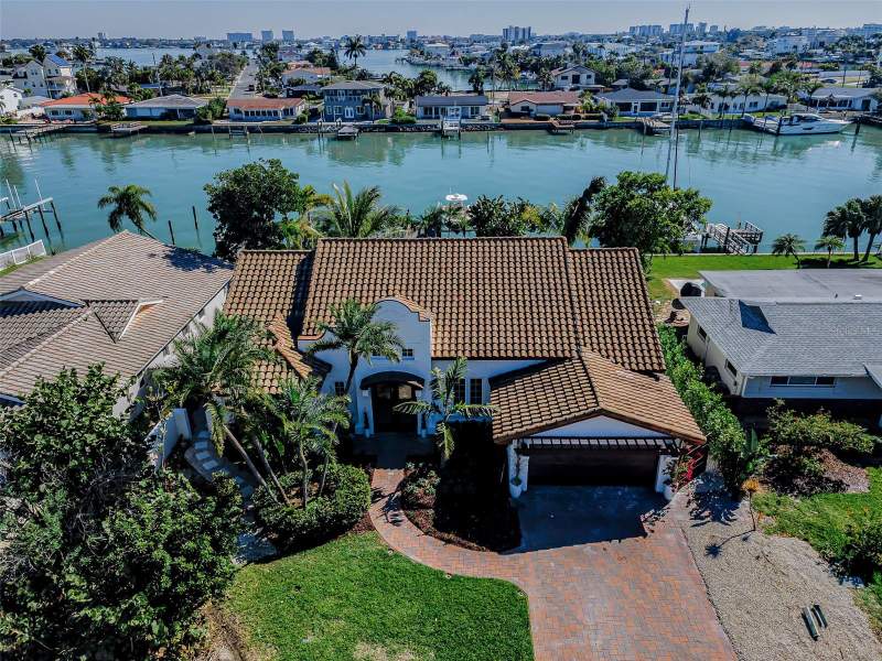 4 bedroom Single Family Residence at 755 116th Avenue, Capri Isle, Treasure Island — photo 3