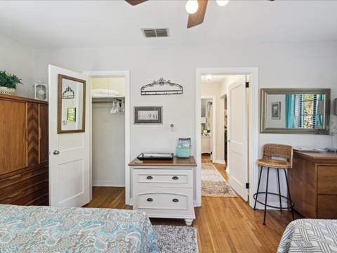 5638 Virginia Avenue, New Port Richey FL - photo 13 of 39