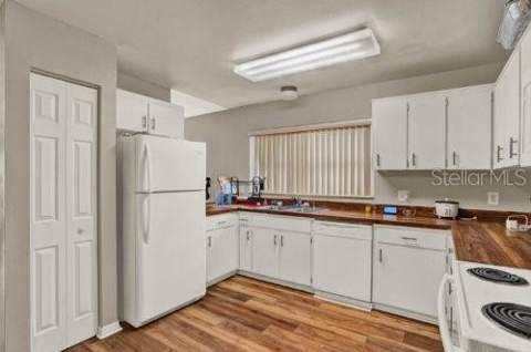 451 Hunter Circle, Kissimmee FL - photo 9 of 25