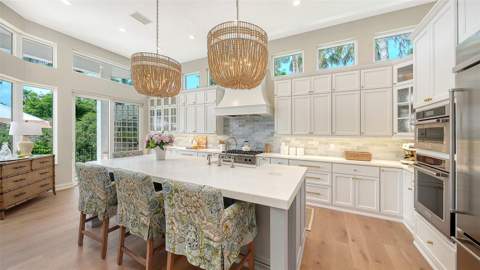 3563 Fair Oaks Lane, Longboat Key FL - photo 11 of 46
