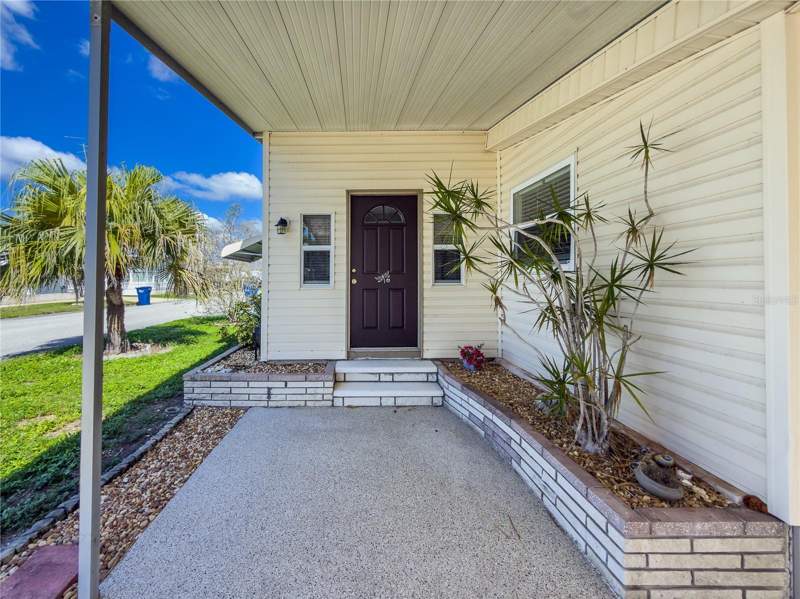 2 bedroom Manufactured Home at 808 53rd Avenue #191, Palm Lake Estates, Bradenton — photo 2