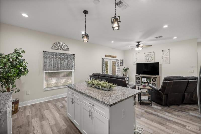 3 bedroom Single Family Residence at 2 Magnolia Pass Trace, Silver Spgs Shores Un #42, Ocklawaha — photo 5