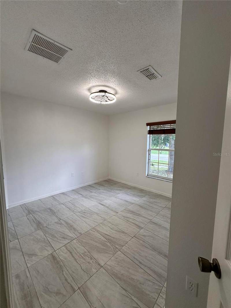 4 bedroom Single Family Residence at 4502 PHILADELPHIA CIRCLE, LIBERTY VILLAGE PH 2, KISSIMMEE — photo 4