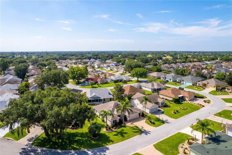 3 bedroom Single Family Residence at 16905 SE 93rd Cuthbert Circle, Villages/Marion Un 51, The Villages — photo 3