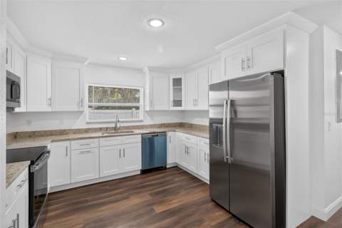 2426 6th St NE, Winter Haven FL - photo 14 of 46
