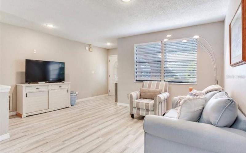 3 bedroom Single Family Residence at 5875 Bay Pines Lakes Boulevard, Bay Pines Lakes Ph 1, St Petersburg — photo 4