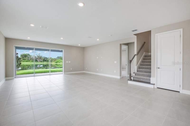 4 bedroom Single Family Residence at 712 Sky Shade Drive, Indigo Creek, Apollo Beach — photo 3