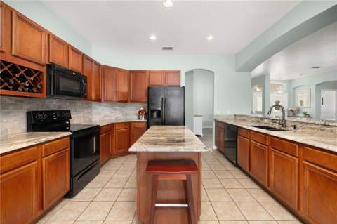1831 Windward Oaks Court, Kissimmee FL - photo 7 of 48