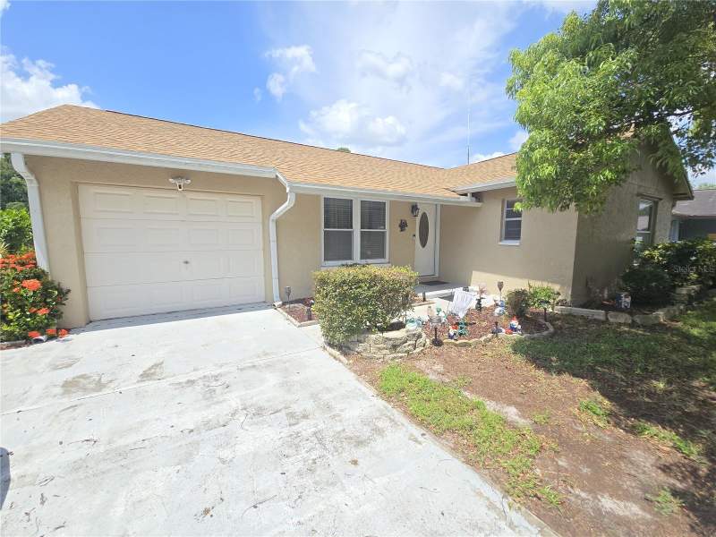 3 bedroom Single Family Residence at 7051 Vallejo Way, Seven Spgs Homes, New Port Richey — photo 2