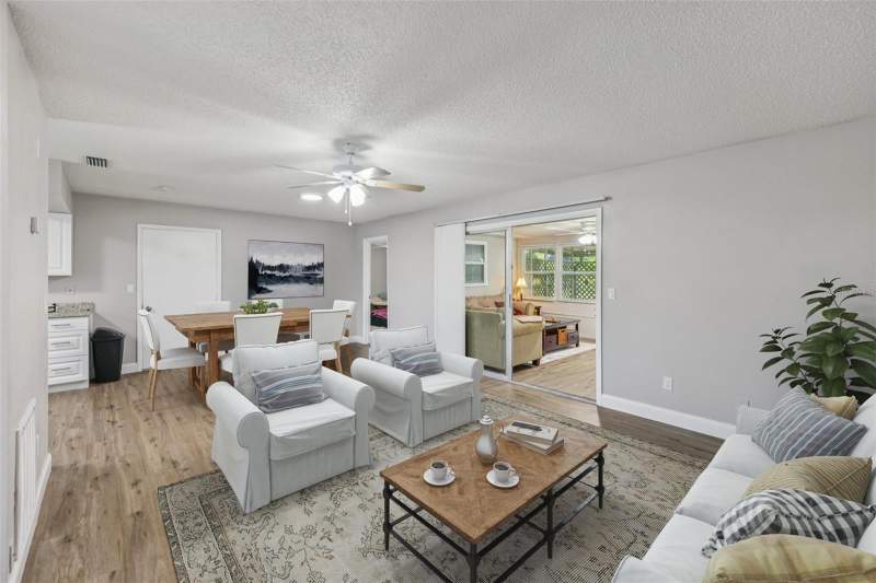 3 bedroom Single Family Residence at 3 Silver Court, Silver Spgs Shores Un 43, Ocala — photo 3