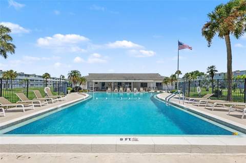 4720 Locust Street #206, St Petersburg FL - photo 21 of 34