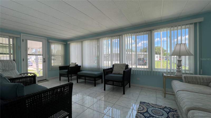 2 bedroom Mobile Home at 1100 Belcher Road #241, Largo, Largo — photo 4