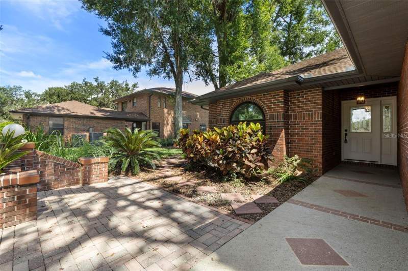 2 bedroom Single Family Residence at 6549 Brentwood Drive, Silver Oaks Ph 01, Zephyrhills — photo 3