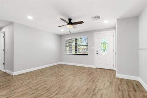 8648 78th Place, Seminole FL - photo 7 of 28