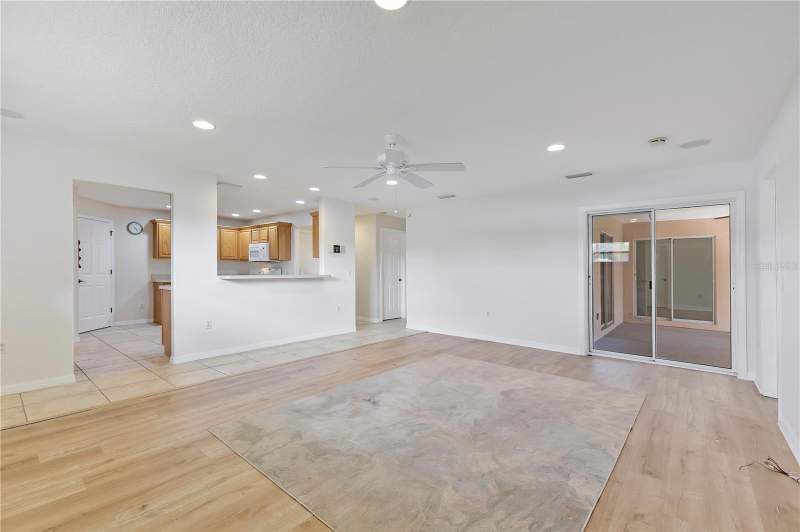 3 bedroom Single Family Residence at 1980 SUMMER COURT, MEADOW SPGS, KISSIMMEE — photo 4