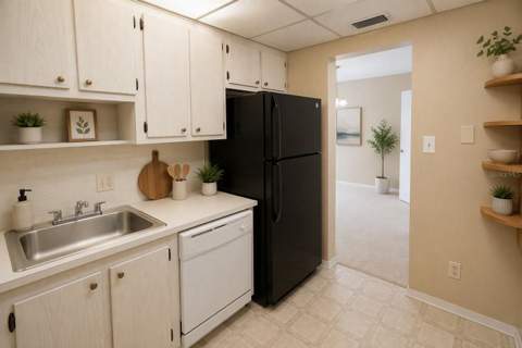4610 W Gray Street #307, Tampa FL - photo 6 of 6