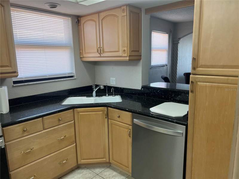 2 bedroom Condominium at 4260 SE 20th Place #801, River Towers Condo, Cape Coral — photo 5