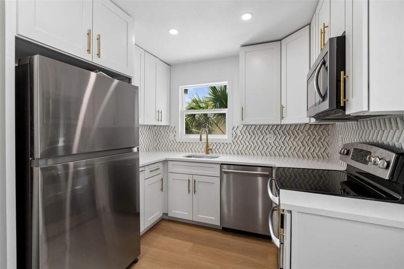 3 bedroom Single Family Residence at 517 Hampton Avenue, Edgemoor Estates, St Petersburg — photo 5