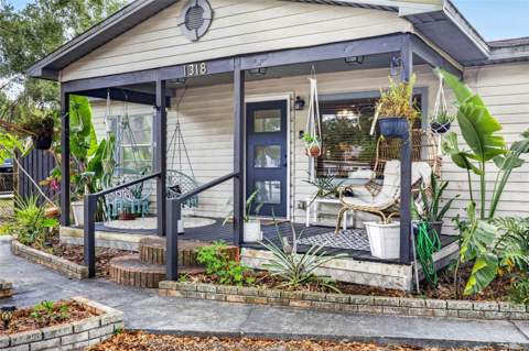1318 W Rambla Street, Tampa FL - photo 7 of 35