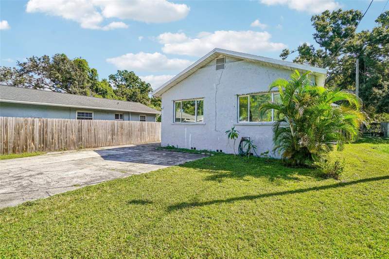 2 bedroom Single Family Residence at 6565 Wayne Street, Washington Terrace, St Petersburg — photo 3