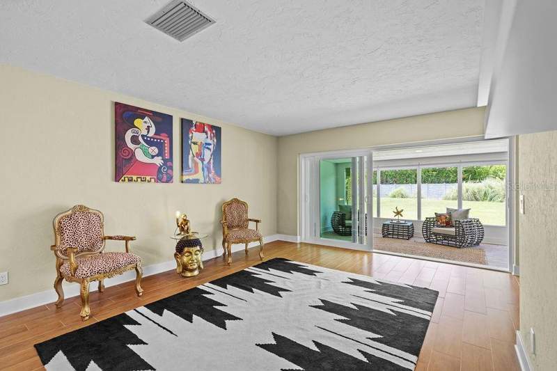 2 bedroom Condominium at 215 Boca Ciega Point Boulevard #3, Boca Ciega Point East, St Petersburg — photo 2