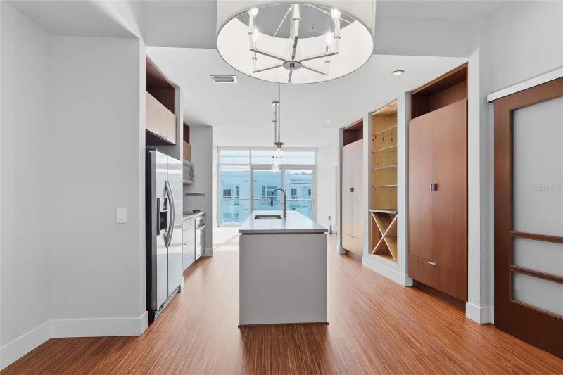 2 bedroom Condominium at 111 N 12th Street #1811, The Place At Channelside A Con, Tampa — photo 2
