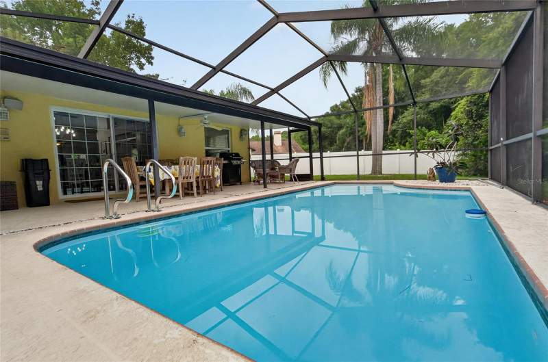 3 bedroom Single Family Residence at 12010 Steppingstone Boulevard, Countryway Prcl B Trct 21 Ph 2, Tampa — photo 4